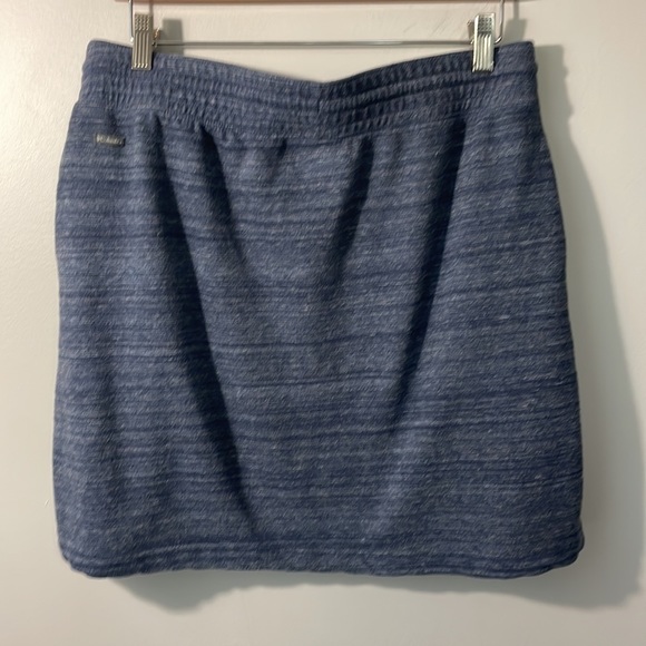 Columbia cotton blend skirt in size large with pockets! Drawstring waist. - Picture 6 of 8